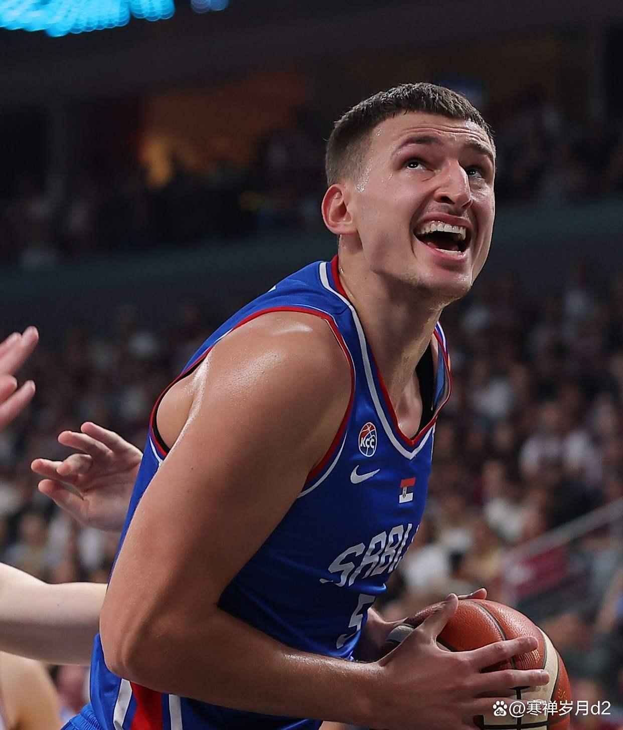 包含赛前体能课后，华盛顿奇才外线爆发备战全明星赛，球迷炸锅，阵容厚度经受考验的词条-kaiyun